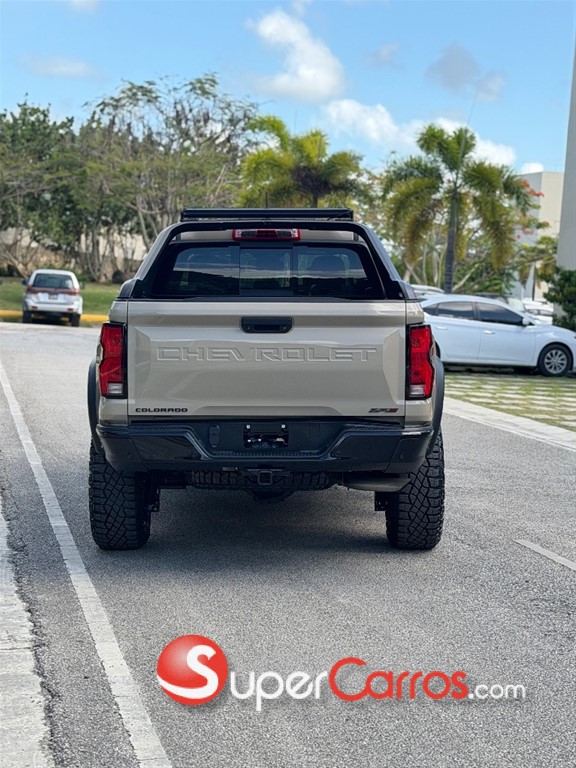 2023 Chevrolet Colorado ZR2 — foto 6 / 9