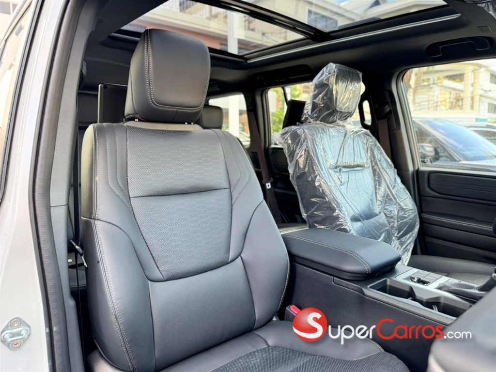2026 Toyota Land Cruiser Prado LUXURY 1L — foto 9 / 11