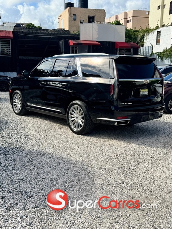 2024 Cadillac Escalade Premium Luxury — foto 4 / 12