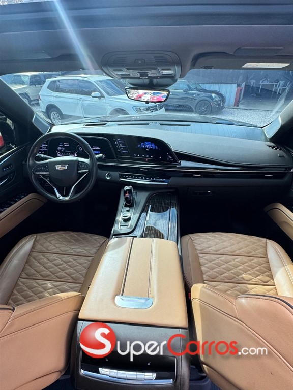 2024 Cadillac Escalade Premium Luxury — foto 5 / 12