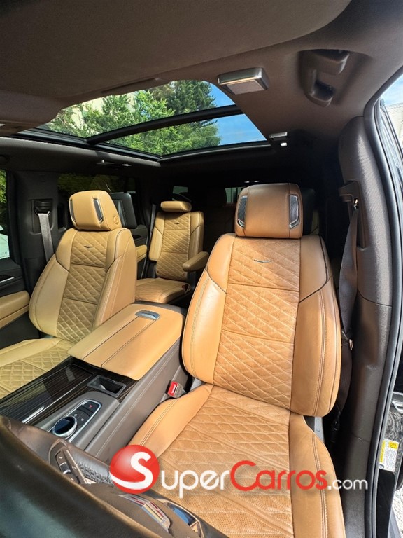 2024 Cadillac Escalade Premium Luxury — foto 9 / 12