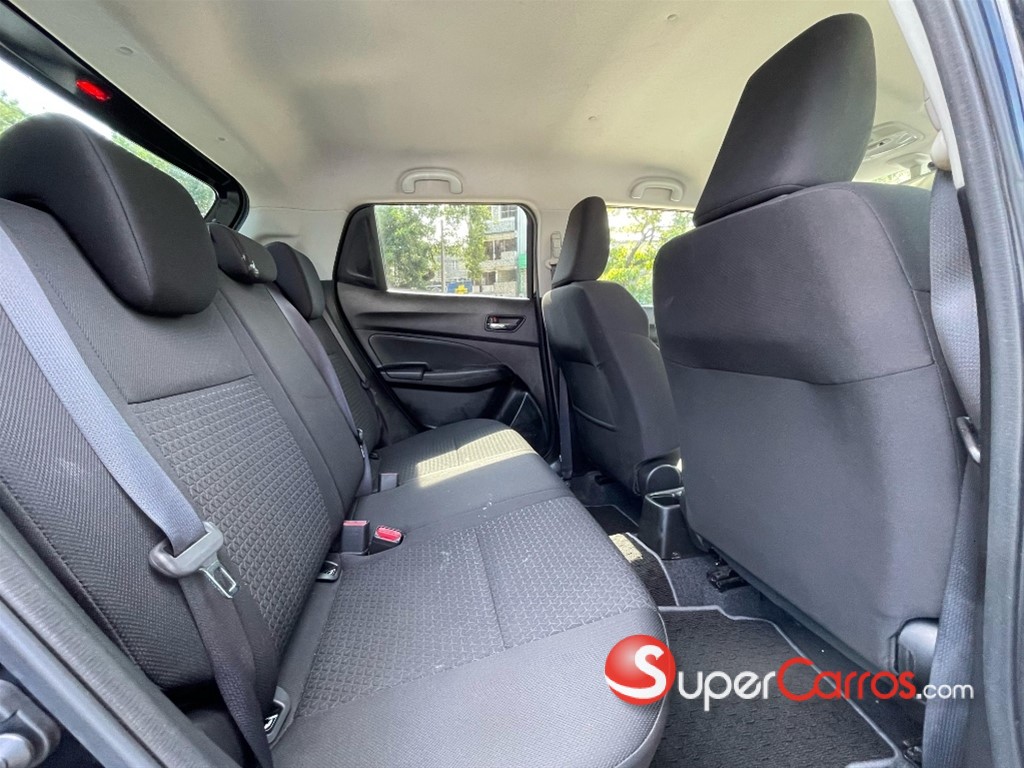 2019 Suzuki Swift — foto 8 / 12