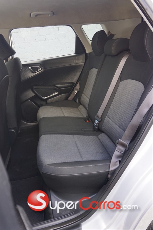 2021 Kia Soul S — foto 8 / 9