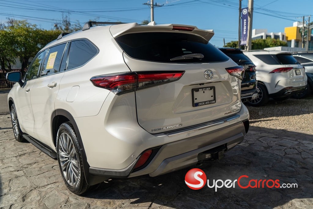 2021 Toyota Highlander Platinum — foto 4 / 6