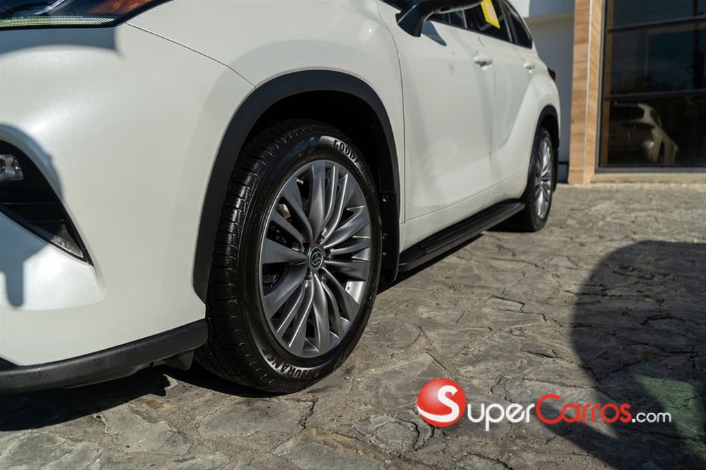 2021 Toyota Highlander Platinum — foto 5 / 6