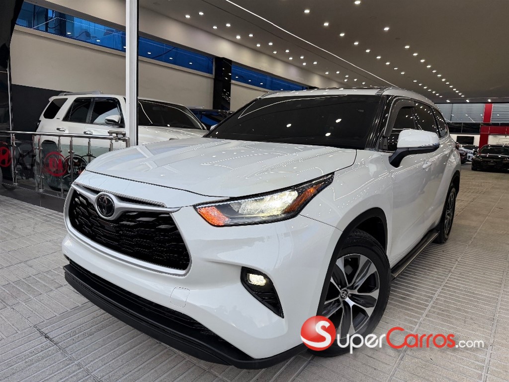 2020 Toyota Highlander XLE