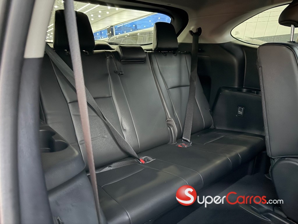 2020 Toyota Highlander XLE — foto 8 / 10