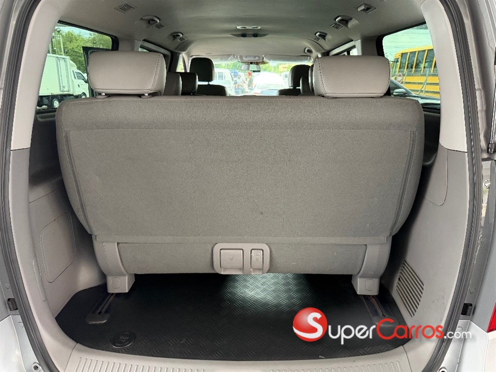 2021 Hyundai Grand Starex — foto 10 / 11