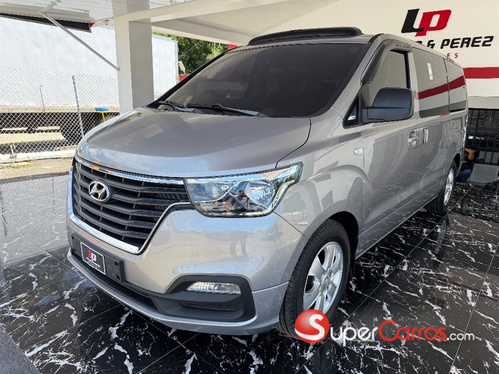 2019 Hyundai Grand Starex