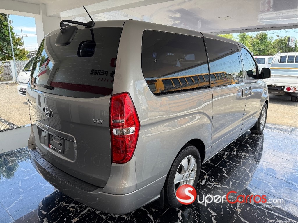 2019 Hyundai Grand Starex — foto 6 / 10