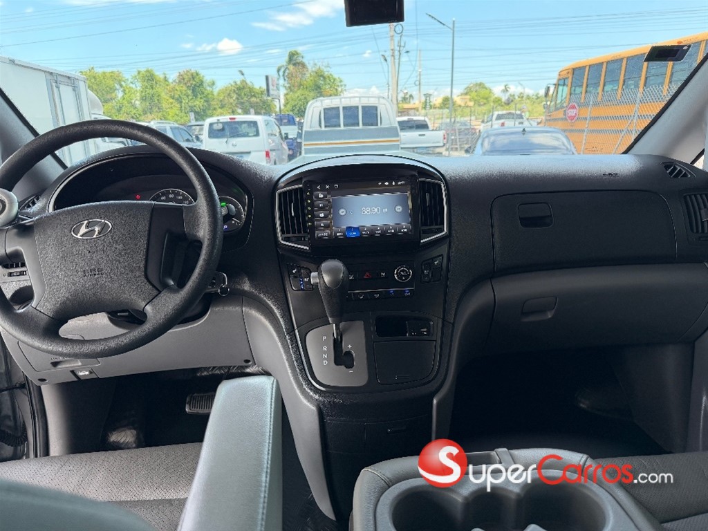 2019 Hyundai Grand Starex — foto 9 / 10