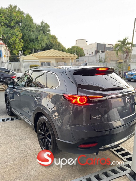 2022 Mazda CX-9 LIMITED — foto 2 / 9