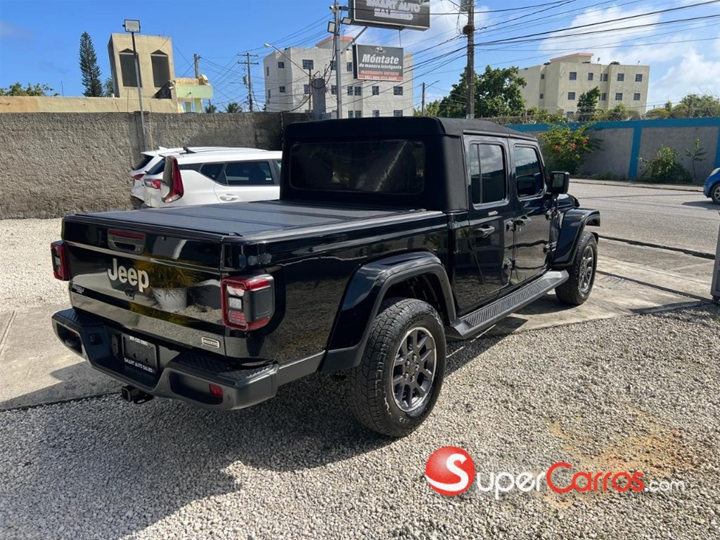 2020 Jeep Gladiator Overland — foto 7 / 9