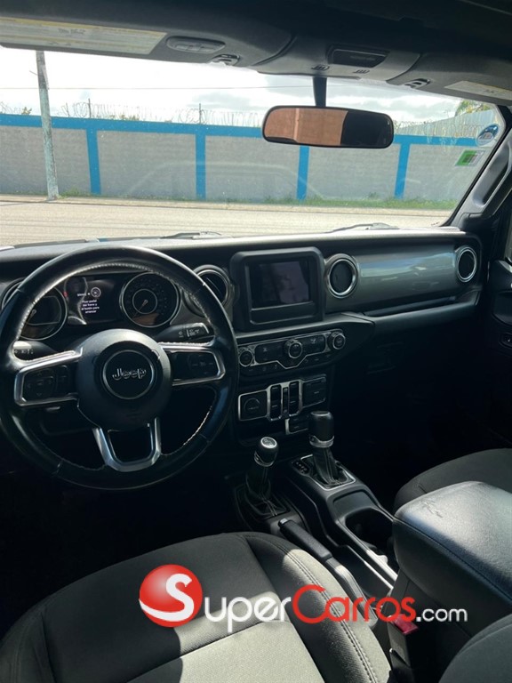 2020 Jeep Gladiator Overland — foto 8 / 9