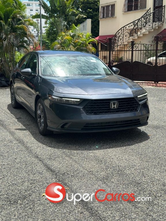 2023 Honda Accord EX — foto 9 / 10