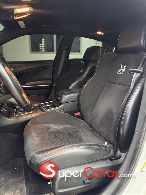 2020 Dodge Challenger SRT 392 6.4 Hemi — foto 6 / 11