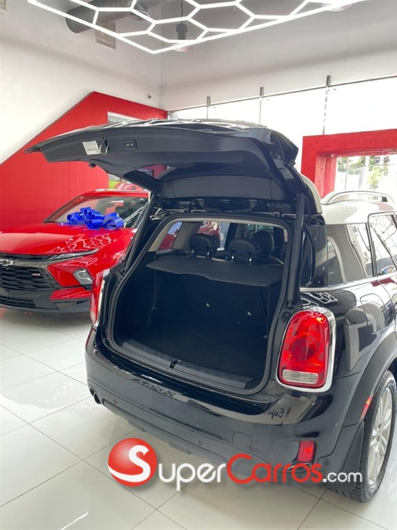 2020 Mini Cooper Countryman — foto 6 / 11