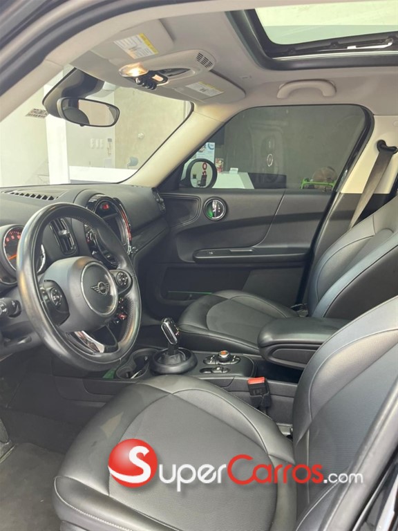 2020 Mini Cooper Countryman — foto 9 / 11