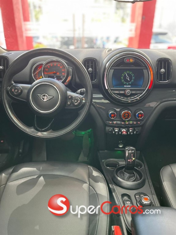 2020 Mini Cooper Countryman — foto 10 / 11