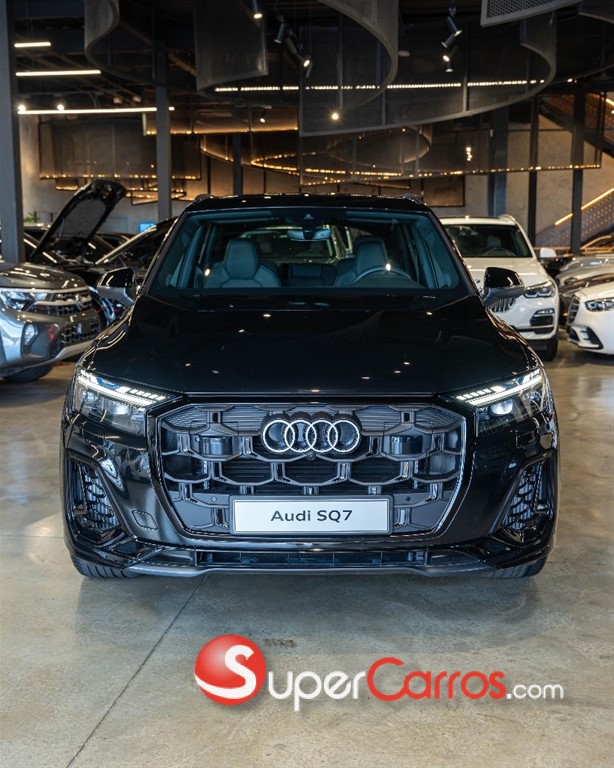 2025 Audi SQ7 — foto 2 / 12
