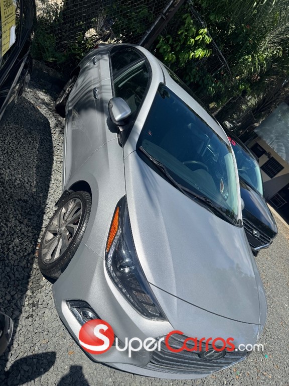 2021 Hyundai Accent Limited — foto 3 / 8