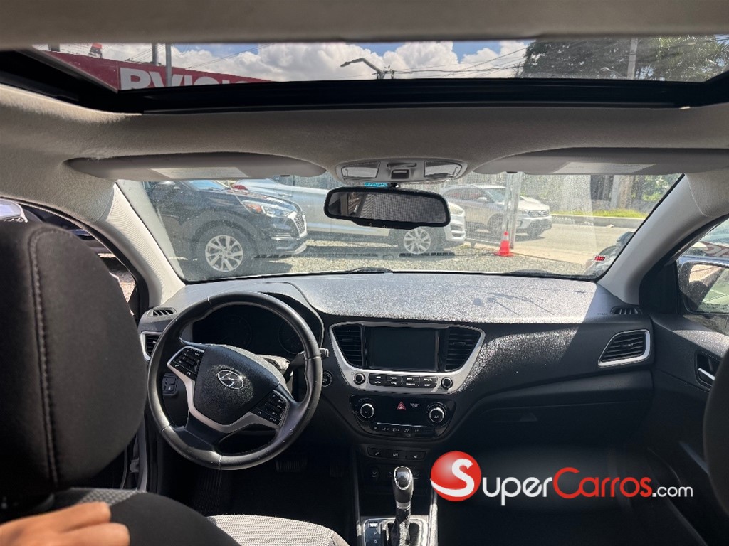 2021 Hyundai Accent Limited — foto 5 / 8