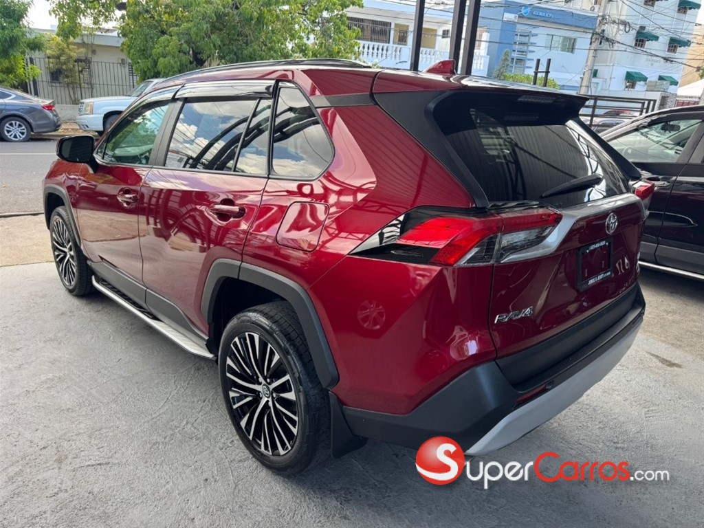 2020 Toyota RAV4 LE PLUS — foto 4 / 10