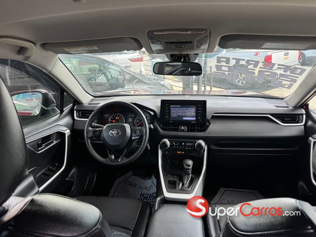 2020 Toyota RAV4 LE PLUS — foto 5 / 10