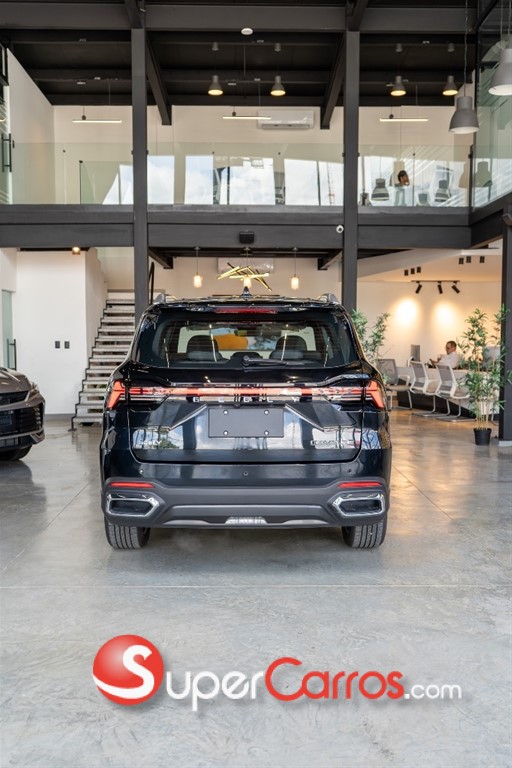 2027 Geely Okavango GF — foto 5 / 12