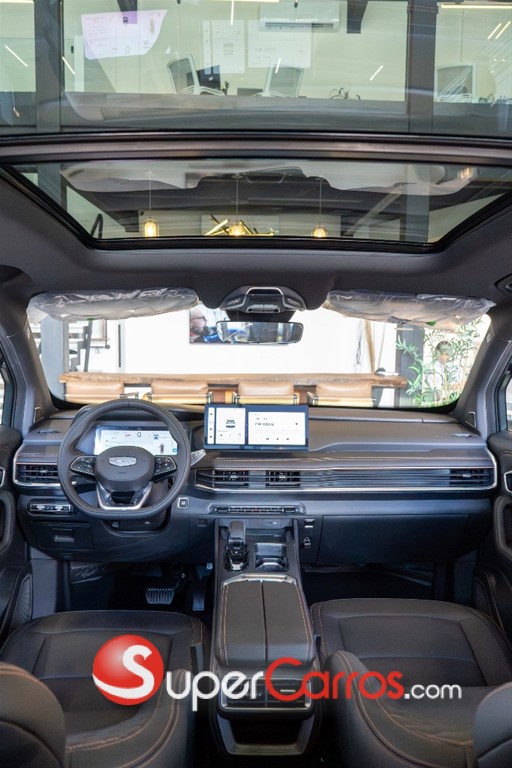 2027 Geely Okavango GF — foto 7 / 12