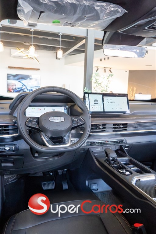 2027 Geely Okavango GF — foto 11 / 12