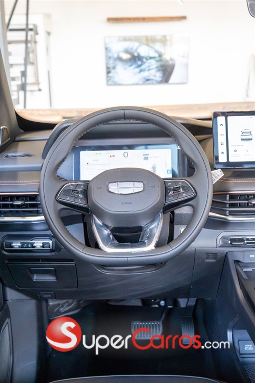 2027 Geely Okavango GF — foto 12 / 12