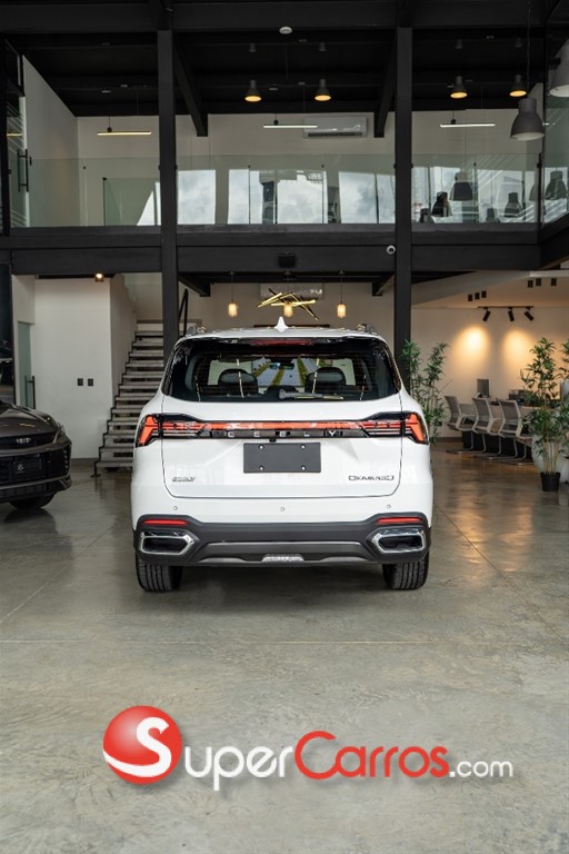 2027 Geely Okavango GF — foto 5 / 12