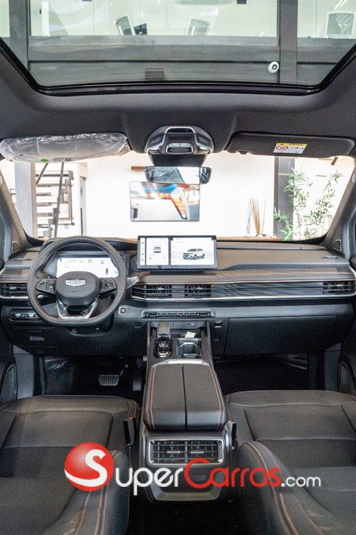 2027 Geely Okavango GF — foto 7 / 12