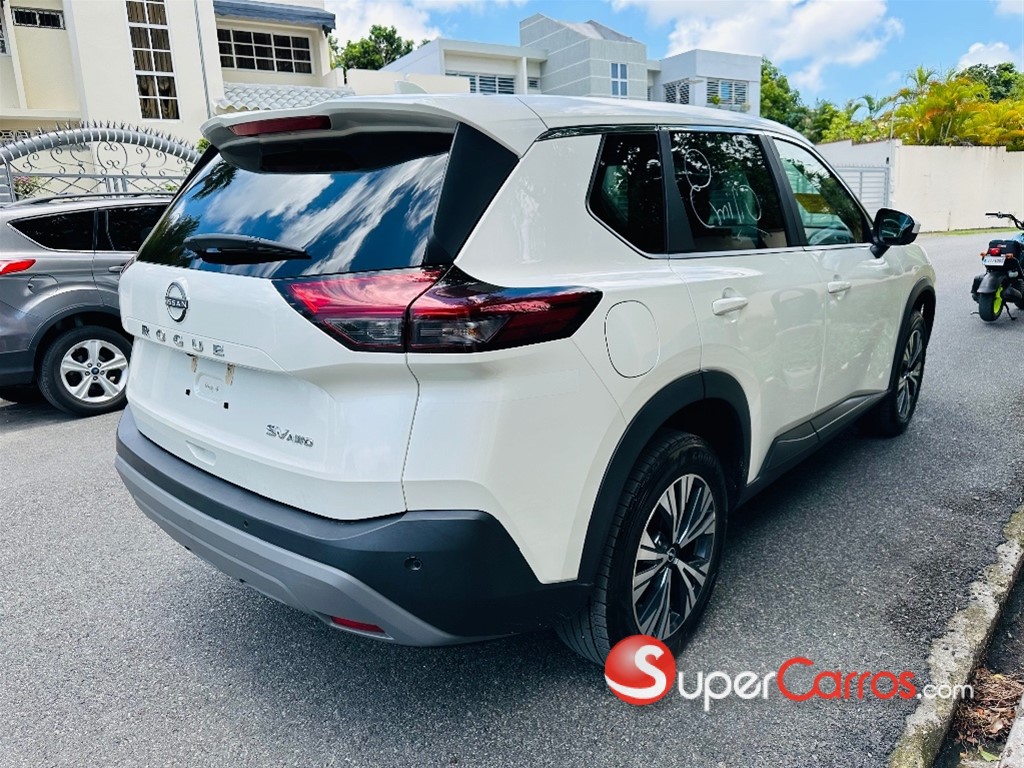 2023 Nissan Rogue SV — foto 3 / 12