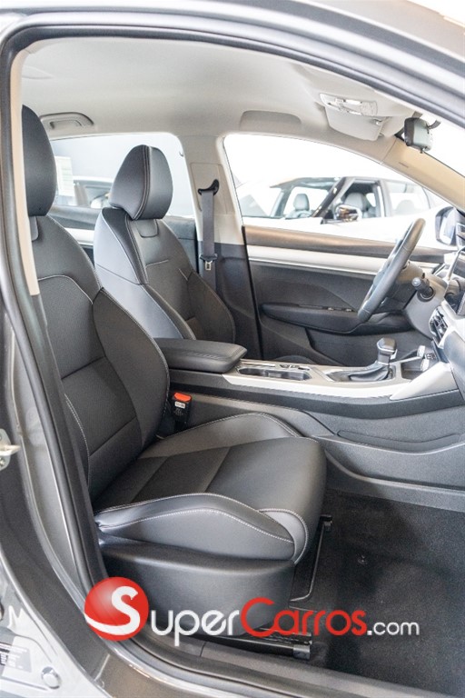 2027 Geely COOLRAY NEO — foto 8 / 11
