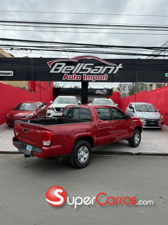 2018 Toyota Tacoma SR — foto 3 / 5