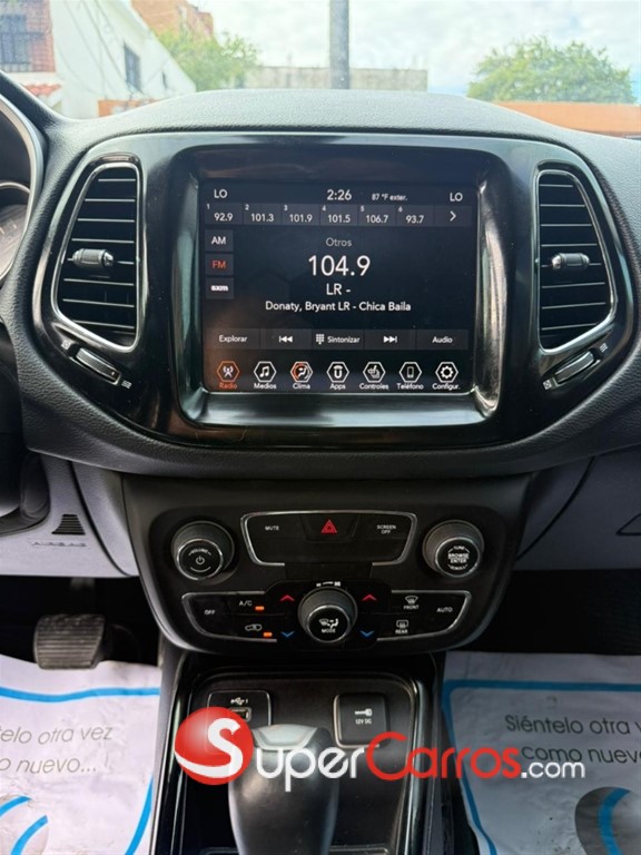 2020 Jeep Cherokee Limited — foto 2 / 10