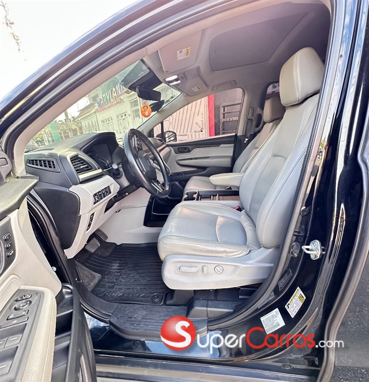 2018 Honda Odyssey EXL — foto 7 / 10