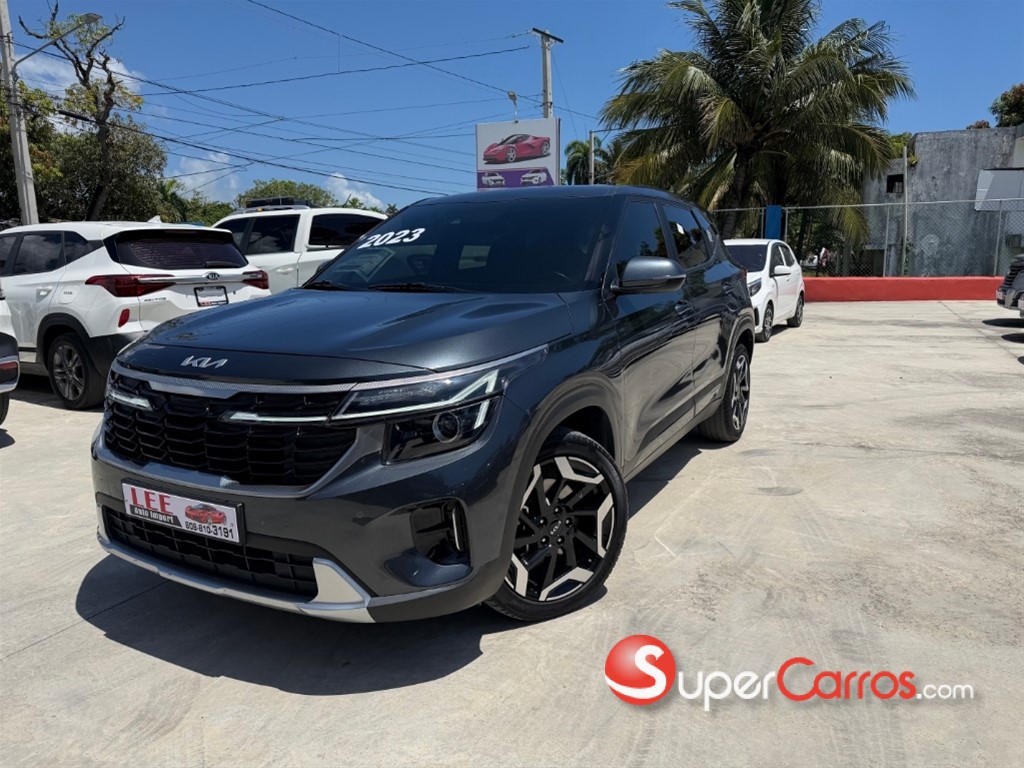 2023 Kia Seltos Luxury — foto 2 / 12