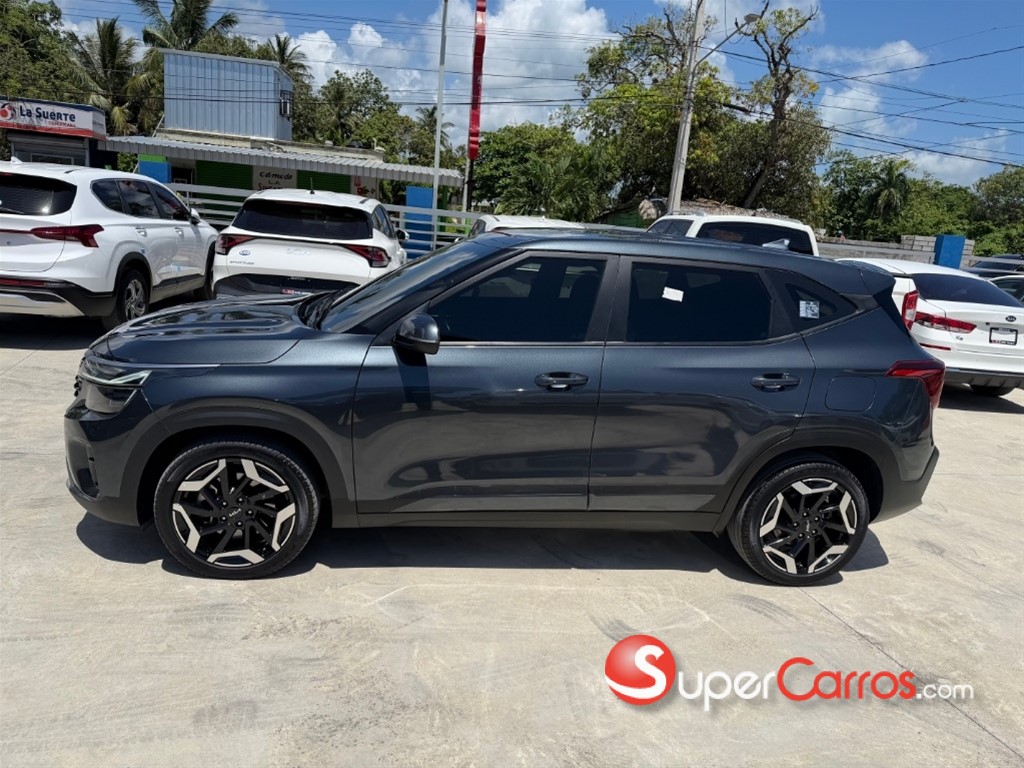 2023 Kia Seltos Luxury — foto 4 / 12