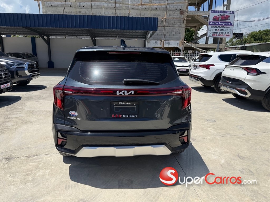 2023 Kia Seltos Luxury — foto 5 / 12
