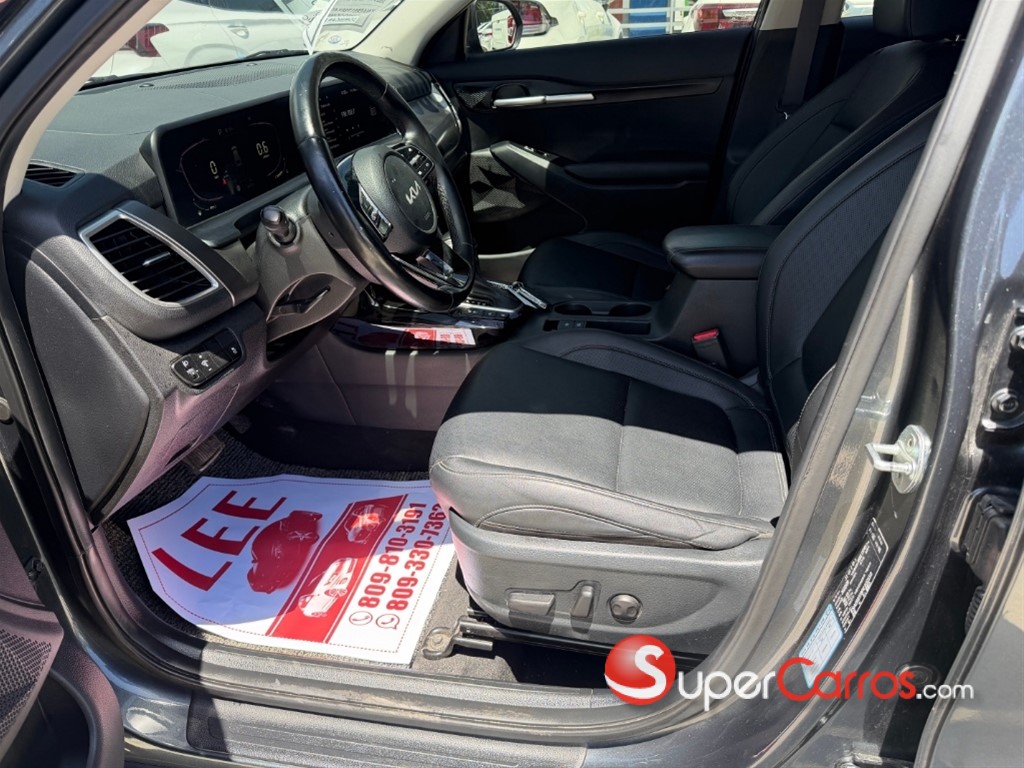 2023 Kia Seltos Luxury — foto 6 / 12