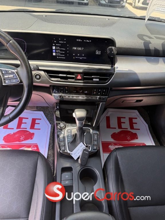 2023 Kia Seltos Luxury — foto 9 / 12