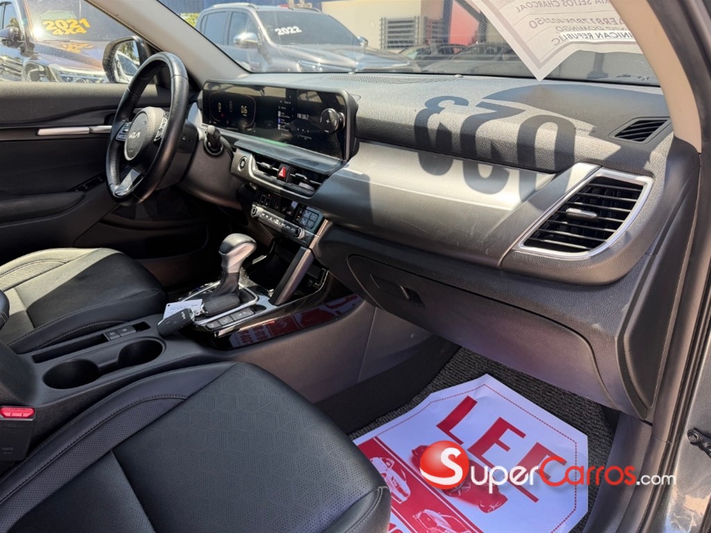 2023 Kia Seltos Luxury — foto 12 / 12
