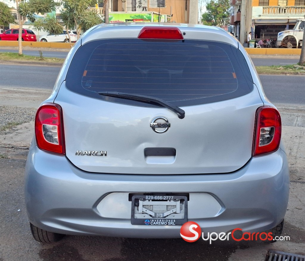 2019 Nissan March — foto 5 / 9