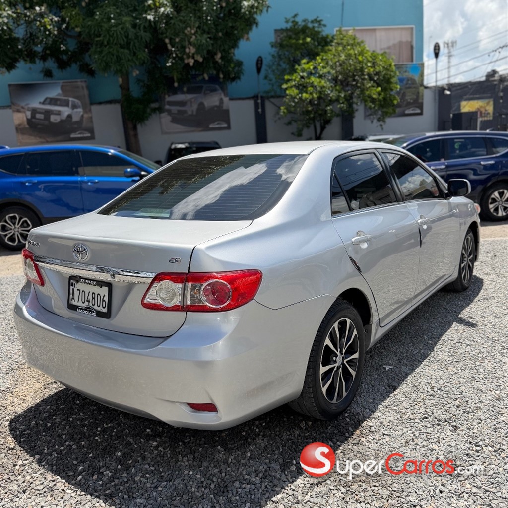 2013 Toyota Corolla — foto 4 / 10