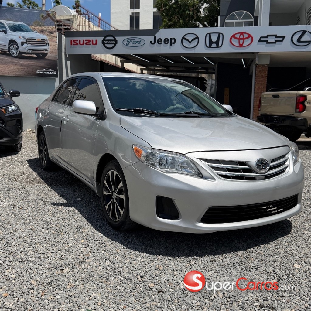 2013 Toyota Corolla — foto 7 / 10