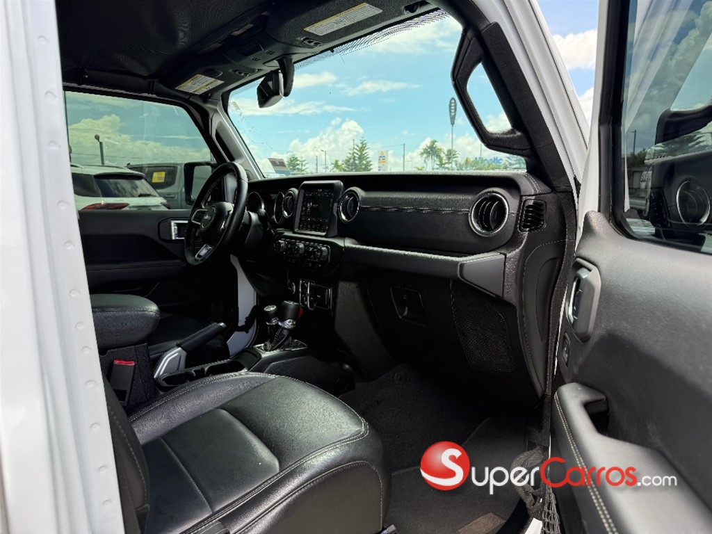 2020 Jeep Wrangler Unlimited Sahara — foto 7 / 11
