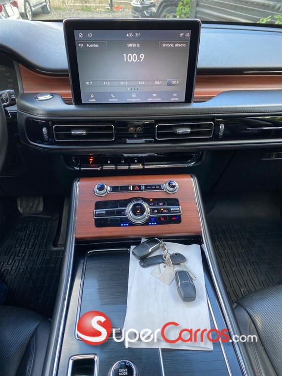 2022 Lincoln Aviator — foto 9 / 11